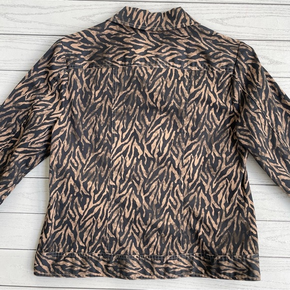 Chico’s Brown/Black Animal Print Zebra Jacket 1 / S - Picture 5 of 8